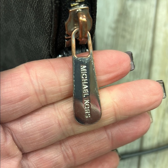 Michael Kors Black Crossbody Bag with Signature Monogram - Picture 4 of 14